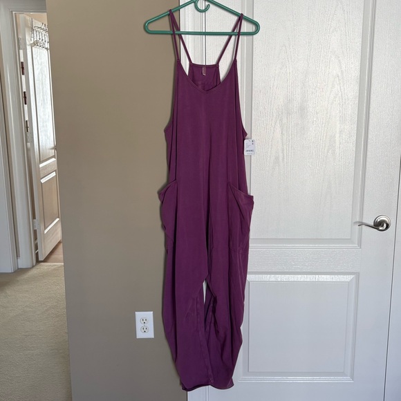 NWT Free People Women’s FP Movement Hot Shot Onesie. Size Large. - Picture 5 of 8